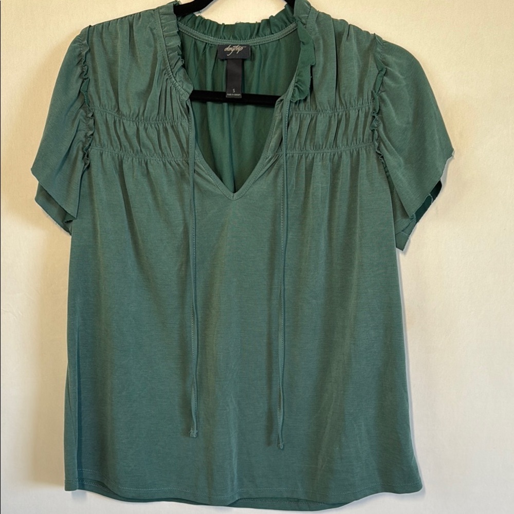 Daytrip Buckle Teal Ruched Tie‎ Front Blouse V Neck Cap Sleeve Small EUC Boho
